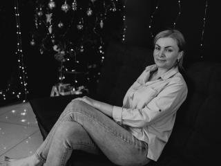 EvaSeyv - Live porn &amp; sex cam - 21774381