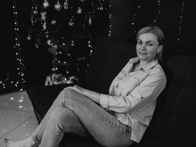 EvaSeyv - Live porn &amp; sex cam - 21774381