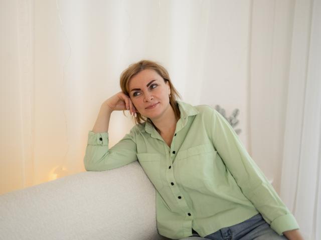 EvaSeyv - Élő pornó és szexkamera - 21774405