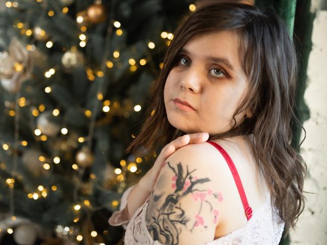 SnezhaTattoo - Live porn &amp; sex cam - 21774625