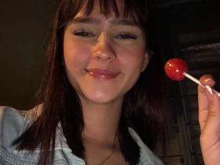 MelodyMansson - Live porn &amp; sex cam - 21774817