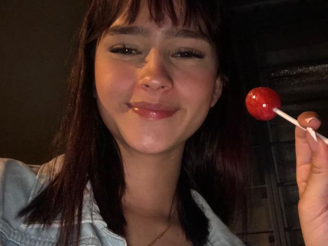 MelodyMansson - Live porn &amp; sex cam - 21774817