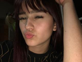 MelodyMansson - Live porn &amp; sex cam - 21774829