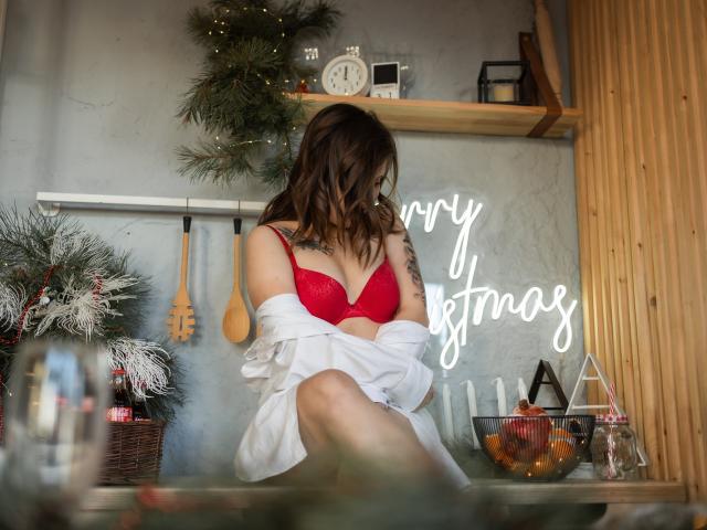 SnezhaTattoo - ライブポルノ&amp;セックスカム - 21775121