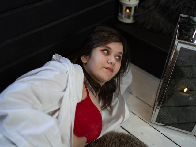 SnezhaTattoo - Porno na żywo i seks kamera - 21775345