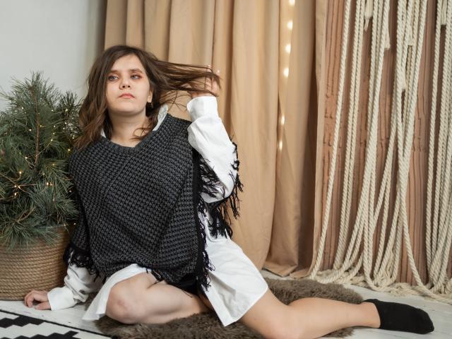 SnezhaTattoo - Live porn &amp; sex cam - 21775565