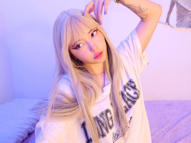 Arieyaara - פורנו בשידור חי ומצלמת סקס - 21776145