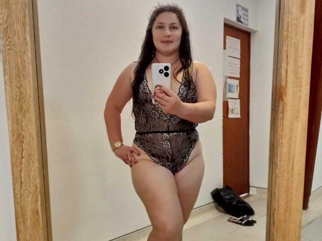 EsmeraldaaLopez - Live porn &amp; sex cam - 21777241