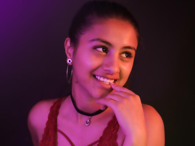 CamilleOlsen - Live sex cam - 21779745