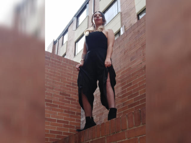 VioletaStone - Live sex cam - 21780533