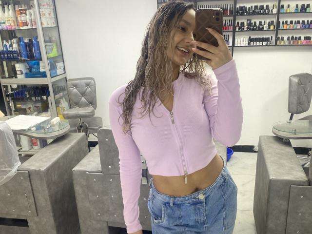 FloraSaenz - 라이브 포르노 &amp; 섹스 캠 - 21780673