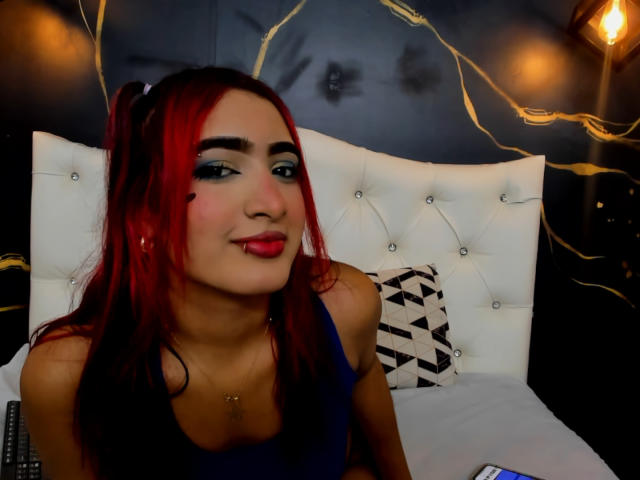 SaraStreep - Live porn &amp; sex cam - 21781317