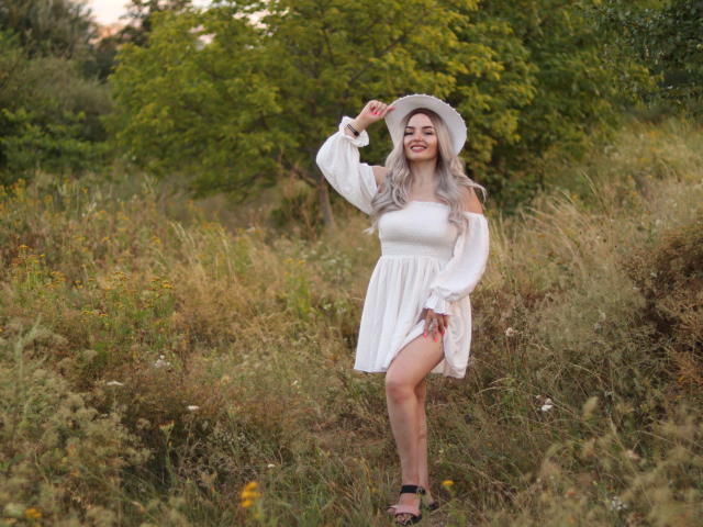 NicolPots - Live porn &amp; sex cam - 21782833