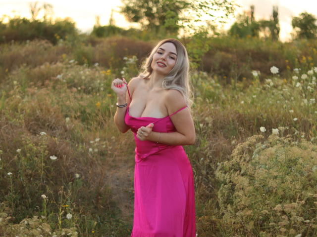 NicolPots - Live sex cam - 21782877