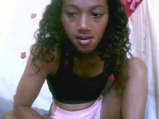 Anayah69 - сексуальная веб-камера в реальном времени - 21784141