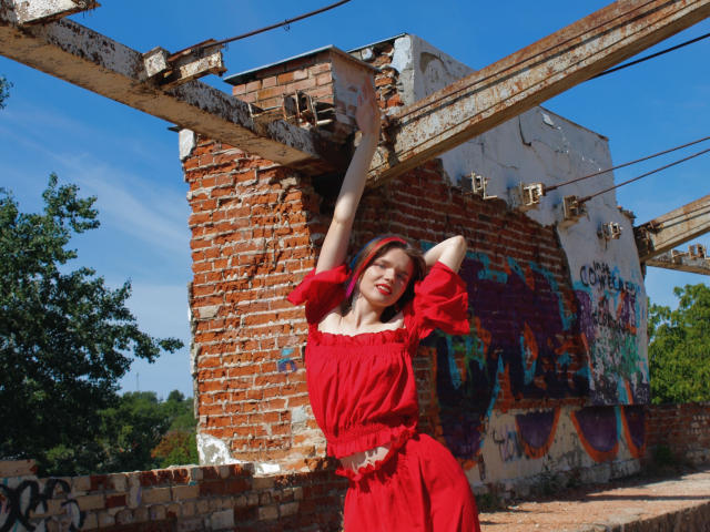 DaylinaLops - Élő pornó és szexkamera - 21784409