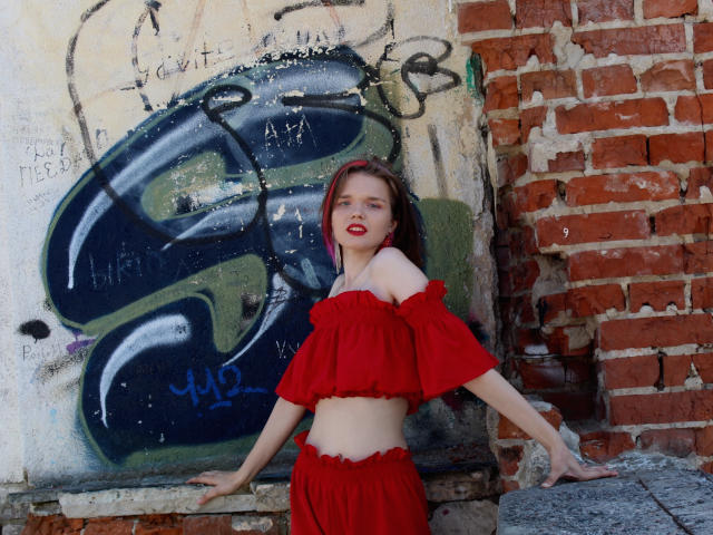 DaylinaLops - 라이브 포르노 &amp; 섹스 캠 - 21784725