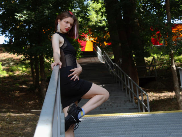 DaylinaLops - Élő pornó és szexkamera - 21784817