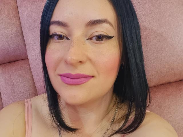 VaaleryStark - Live Sex Cam - 21787349