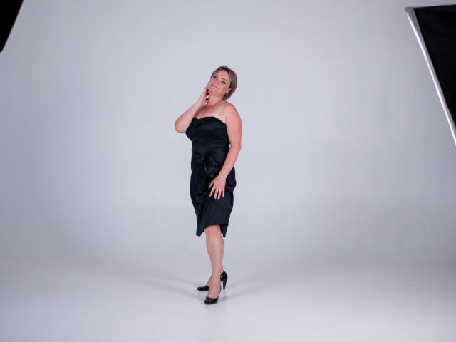 SnezhanaRells - Live porno og sexkamera - 21791917