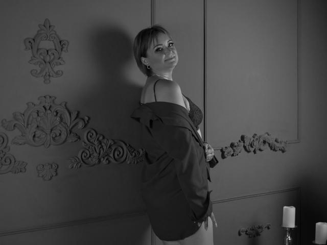 SnezhanaRells - Live sex cam - 21793125