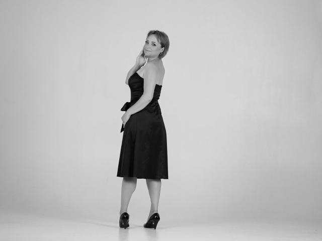 SnezhanaRells - Live sex cam - 21793225