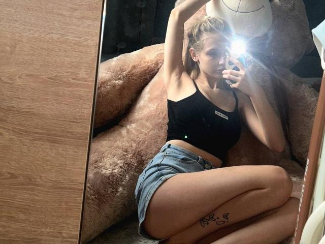 MollyOhMagic - Live porn &amp; sex cam - 21794553