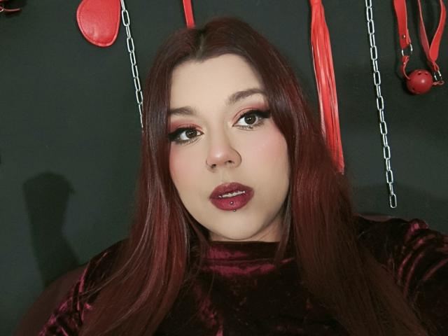 EmilyDom - Sexe cam en vivo - 21796057