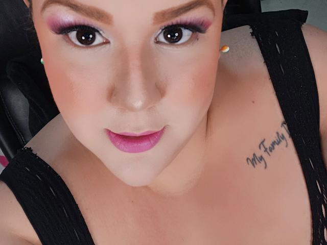 GiannaMorrys - Live porno og sexkamera - 21799045