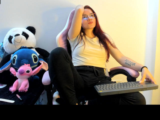 EimmyHoskX - Live porn &amp; sex cam - 21799813