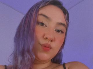 ChloeEvanz - Camera khiêu dâm &amp; quyến rũ trực tiếp - 21801197