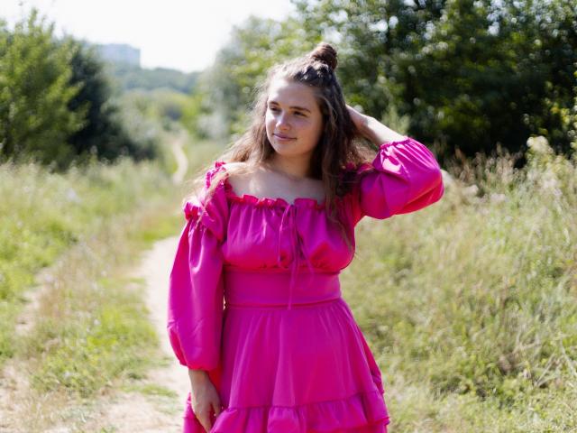 CarolineHott69 - Live porn &amp; sex cam - 21803417