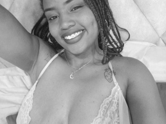 CindyRousse - פורנו בשידור חי ומצלמת סקס - 21805105