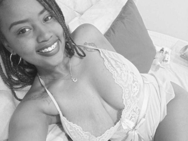 CindyRousse - Live porn &amp; sex cam - 21805141