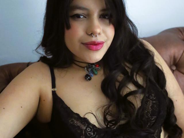 LunaRamirez - сексуальная веб-камера в реальном времени - 21806385