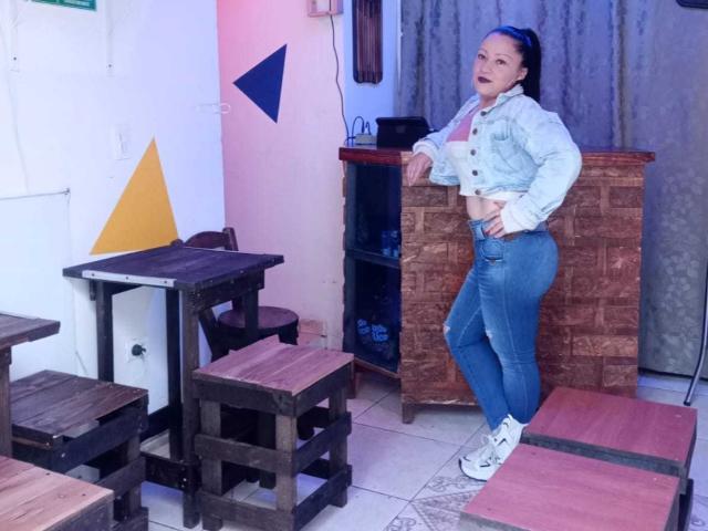 CharloteEzra - Live sex cam - 21807277