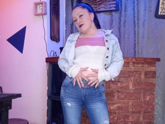 CharloteEzra - Live porn &amp; sex cam - 21807289