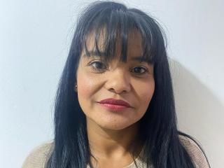 MatureEmilia - Live porn &amp; sex cam - 21809933