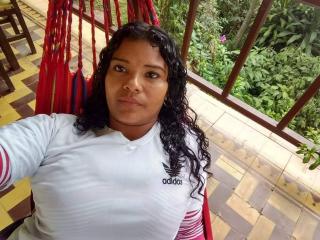 MatureEmilia - Live sex cam - 21810061