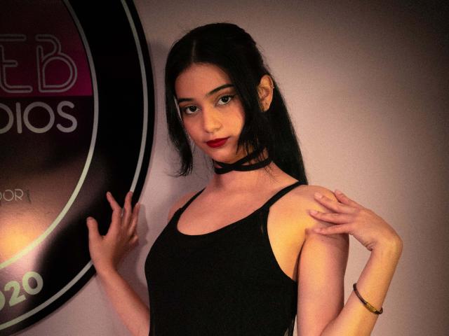 LunaXHottie - Live porn &amp; sex cam - 21810185