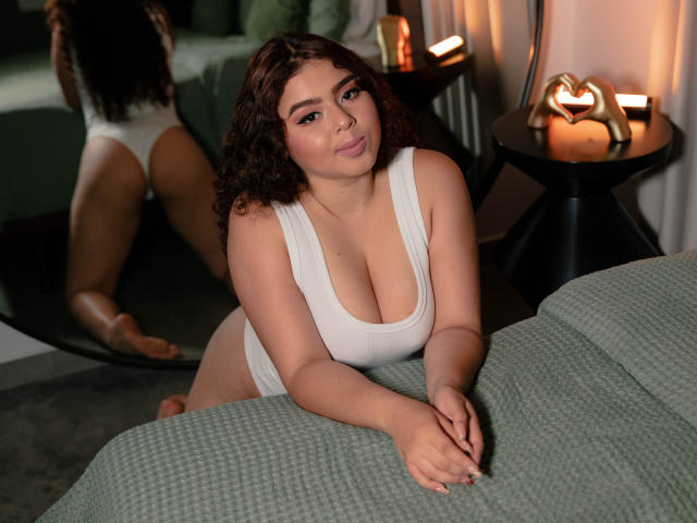 AprilBrunet - Live porn &amp; sex cam - 21811889