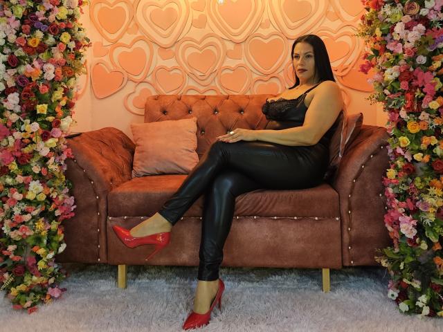 LizaRussell - Live porn &amp; sex cam - 21811905