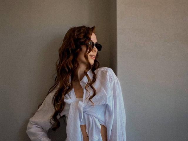 UnderTheSkin - Sexe cam en vivo - 21813681