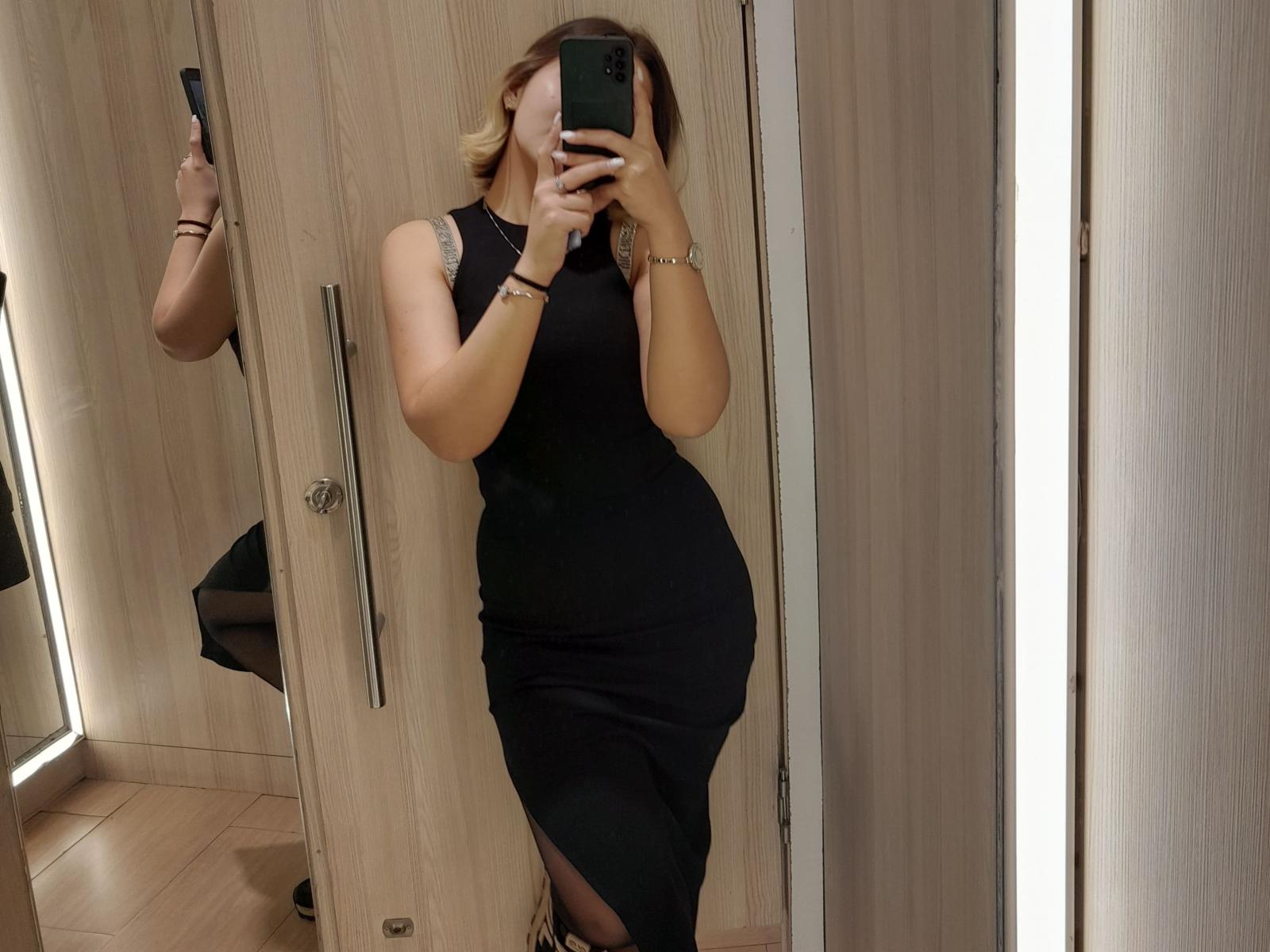 JulietAtHome - Live porn &amp; sex cam - 21815353