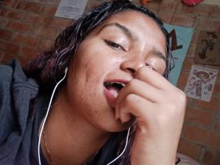 XiomaraKlart - Live porn &amp; sex cam - 21816885