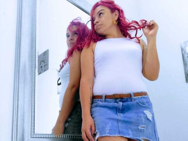 VioletaSlave - Live porn &amp; sex cam - 21819769