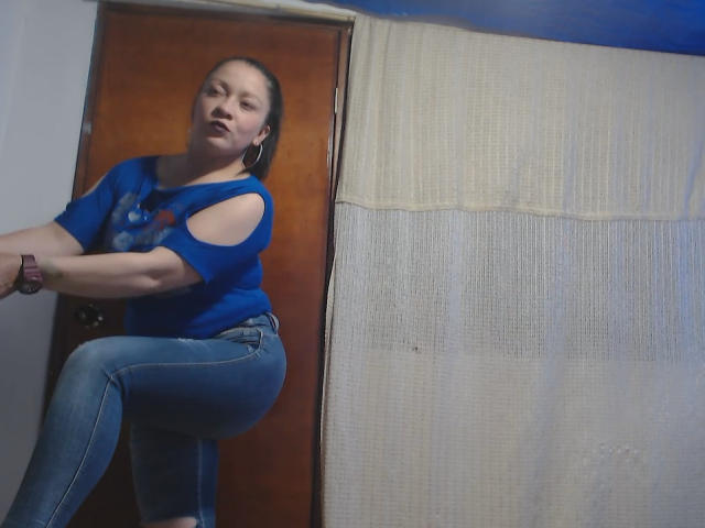 CharloteEzra - Live sexe cam - 21825169