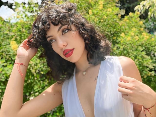 AngelicaHills - Live porn &amp; sex cam - 21827321