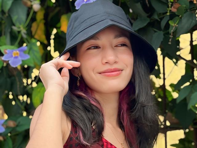 LilyThea - פורנו בשידור חי ומצלמת סקס - 21833169