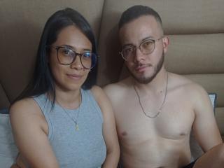 AlinaAndDarell - Live porn &amp; sex cam - 21834485